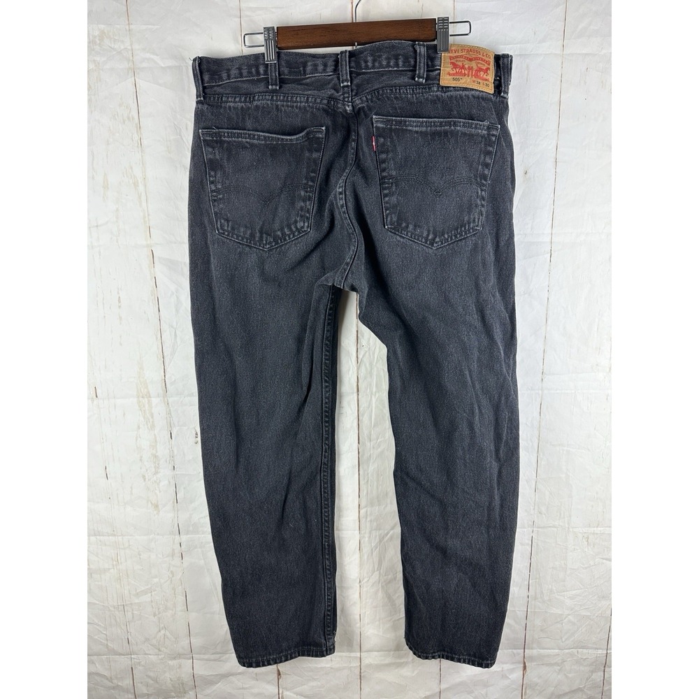 Levi Strauss 505 Black Jeans Mens Size 38x30 Relaxed Fit Denim